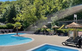 Camping Avec Piscine Et Riviere A Tournon Sur Rhone Ardeche